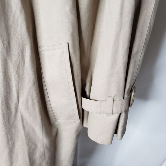 London Fog | Limited Edition Classic London Trench - Picture 3 of 5